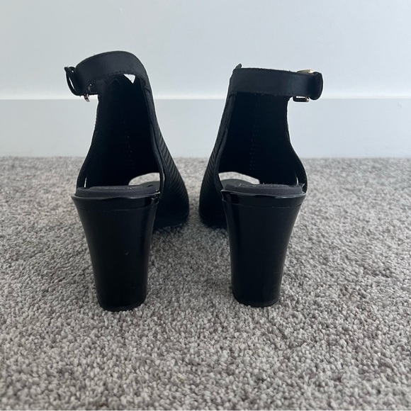 Rockport Heels/Booties - Picture 3 of 7